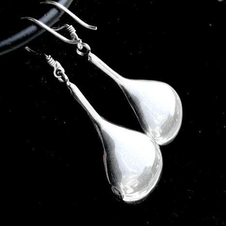 Dewdrop Earrings