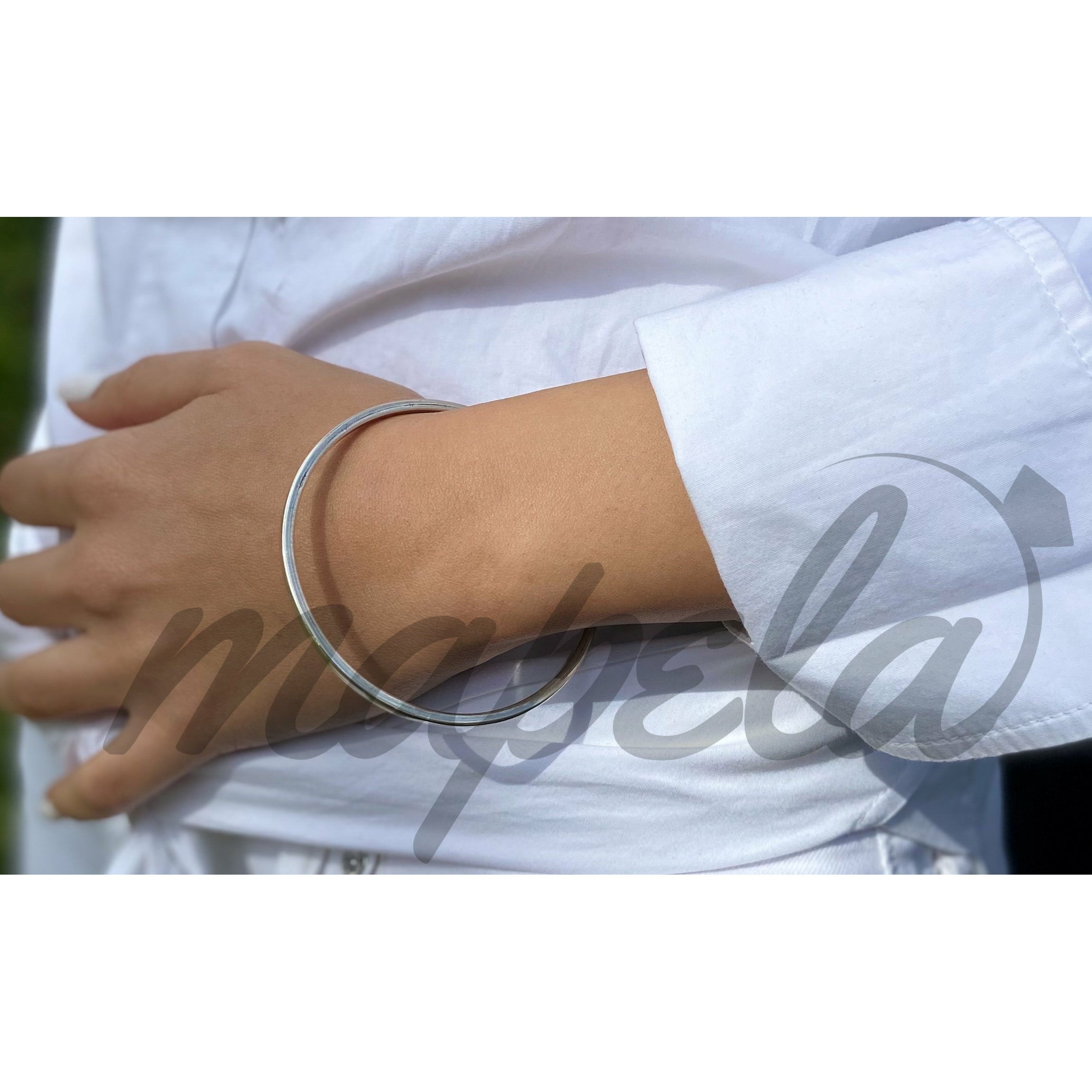 Plain Silver Bangle