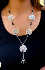 Load image into Gallery viewer, Crescents Necklace
